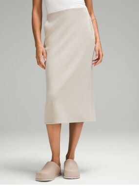 Lululemon Softstreme High Rise Midi Skirt Mojave Tan Size 12